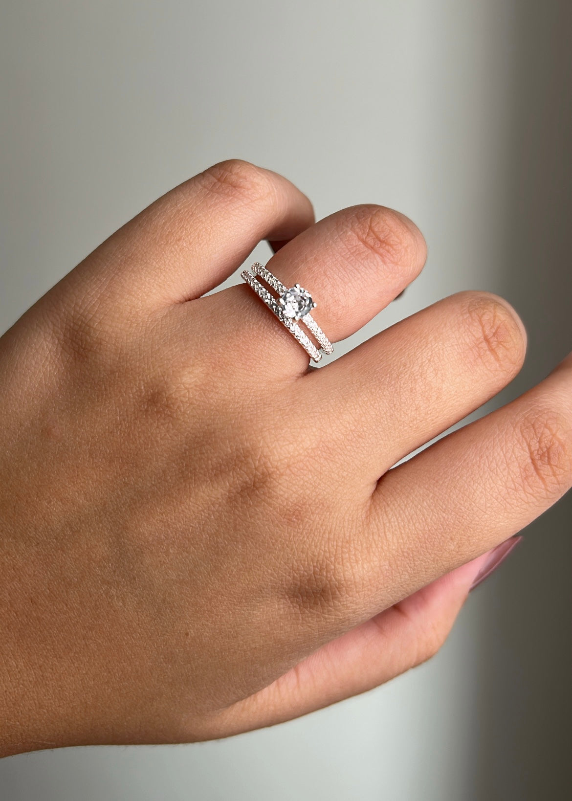 Anel Solitário + Aparador de Aliança