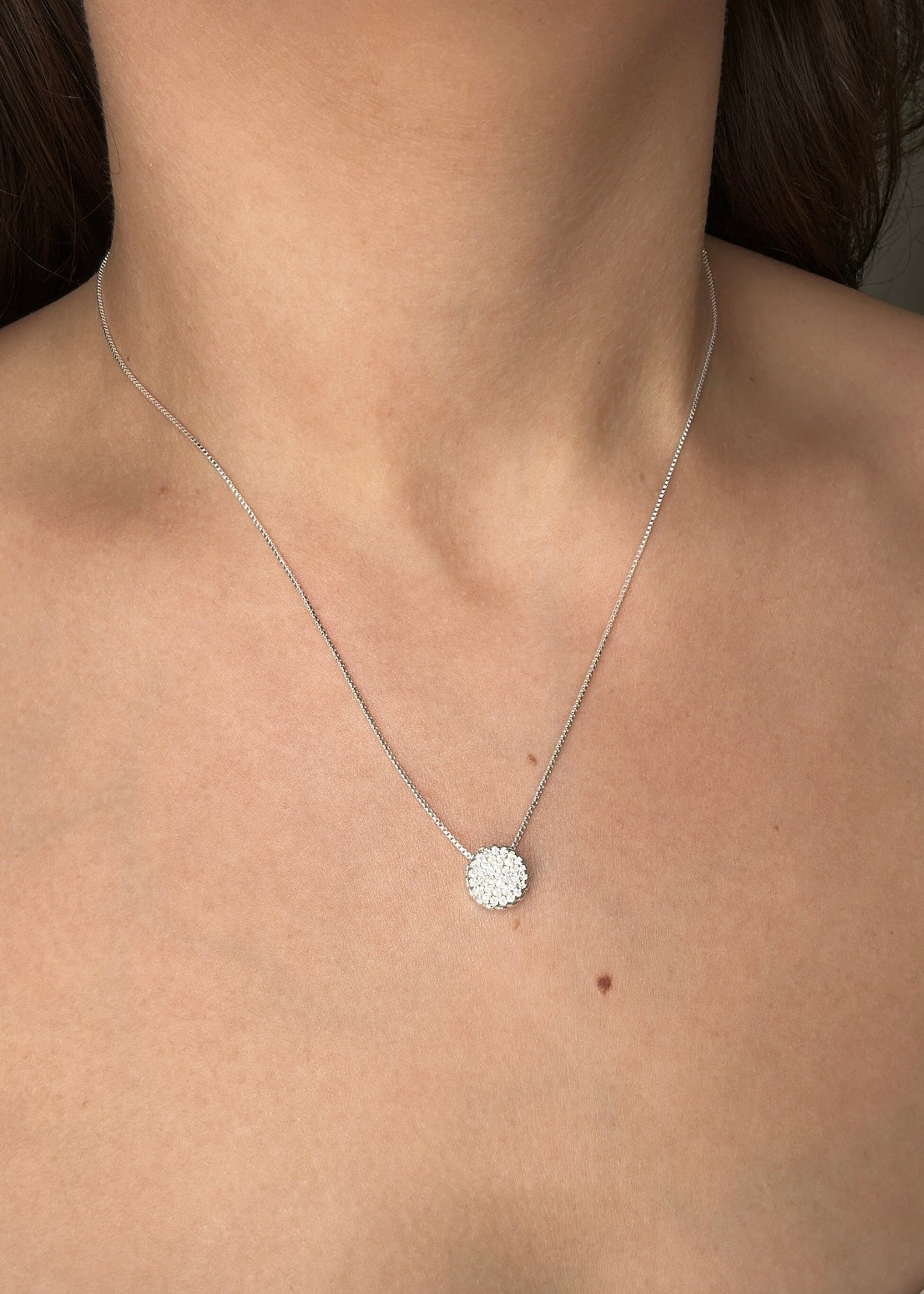 COLAR REDONDO CRAVEJADO