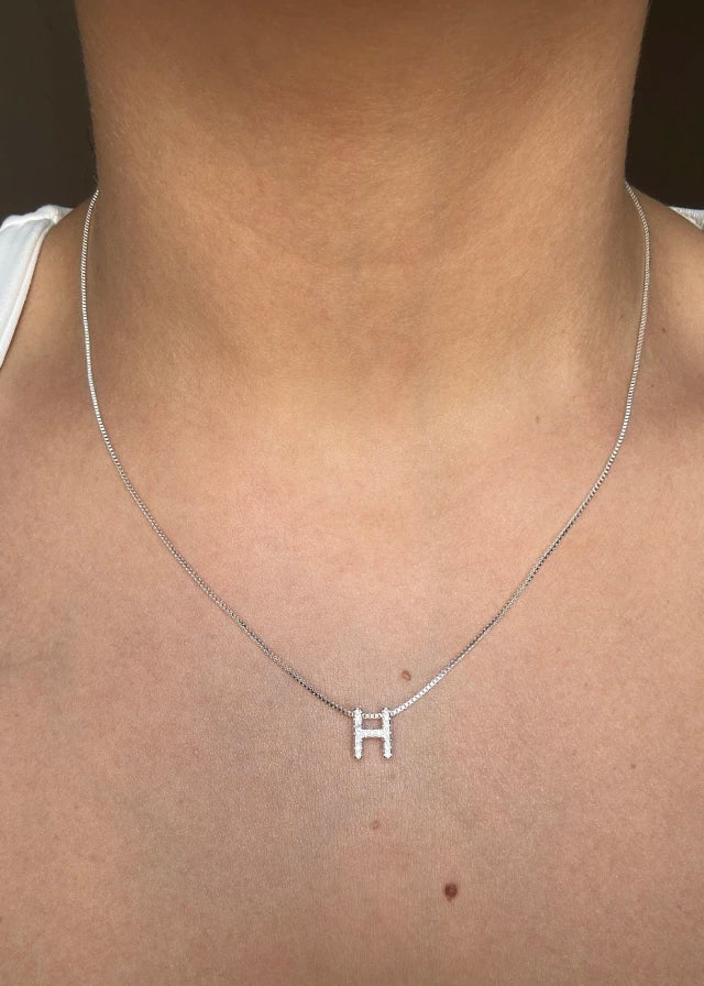 COLAR LETRA CRAVEJADA