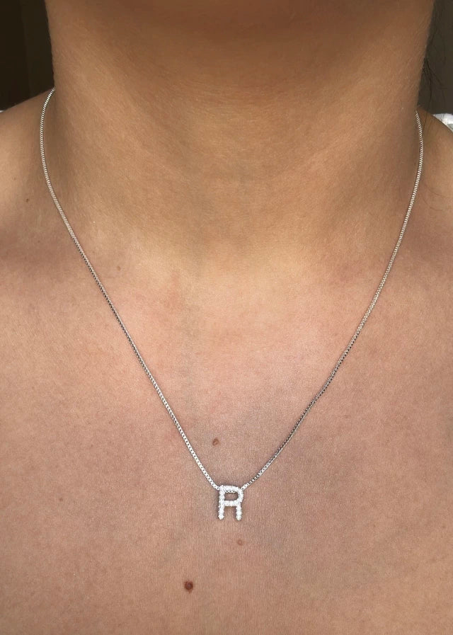 COLAR LETRA CRAVEJADA